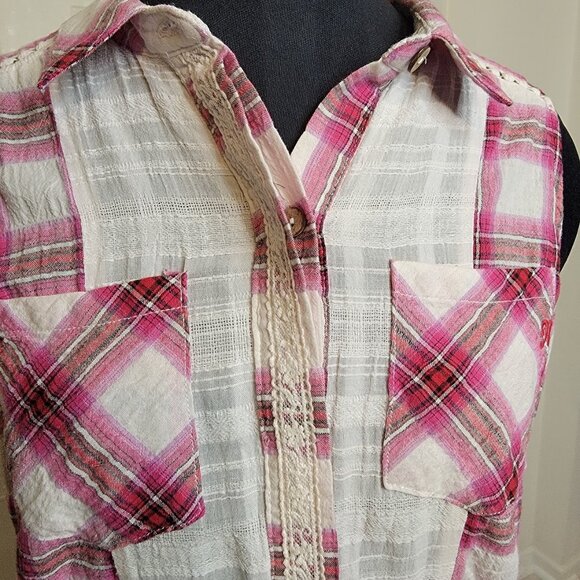 Miss Me Pink Plaid Sleeveless Shirt with Lace Back Size M – Western Boho Festiva - Picture 4 of 11